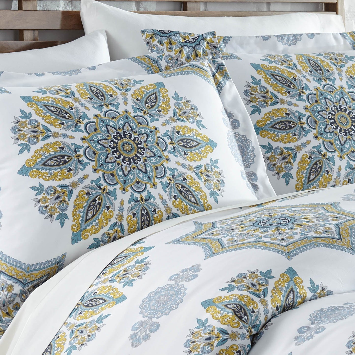 Sophie Aqua Comforter Set