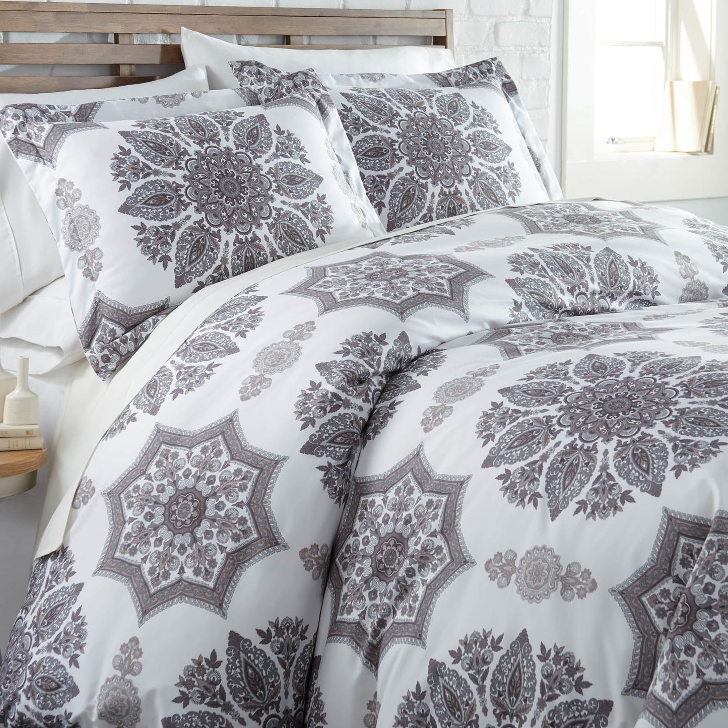 Sophie Grey Comforter Set